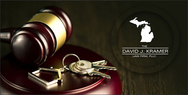 Gavel and house keys depicting mortgage fraud